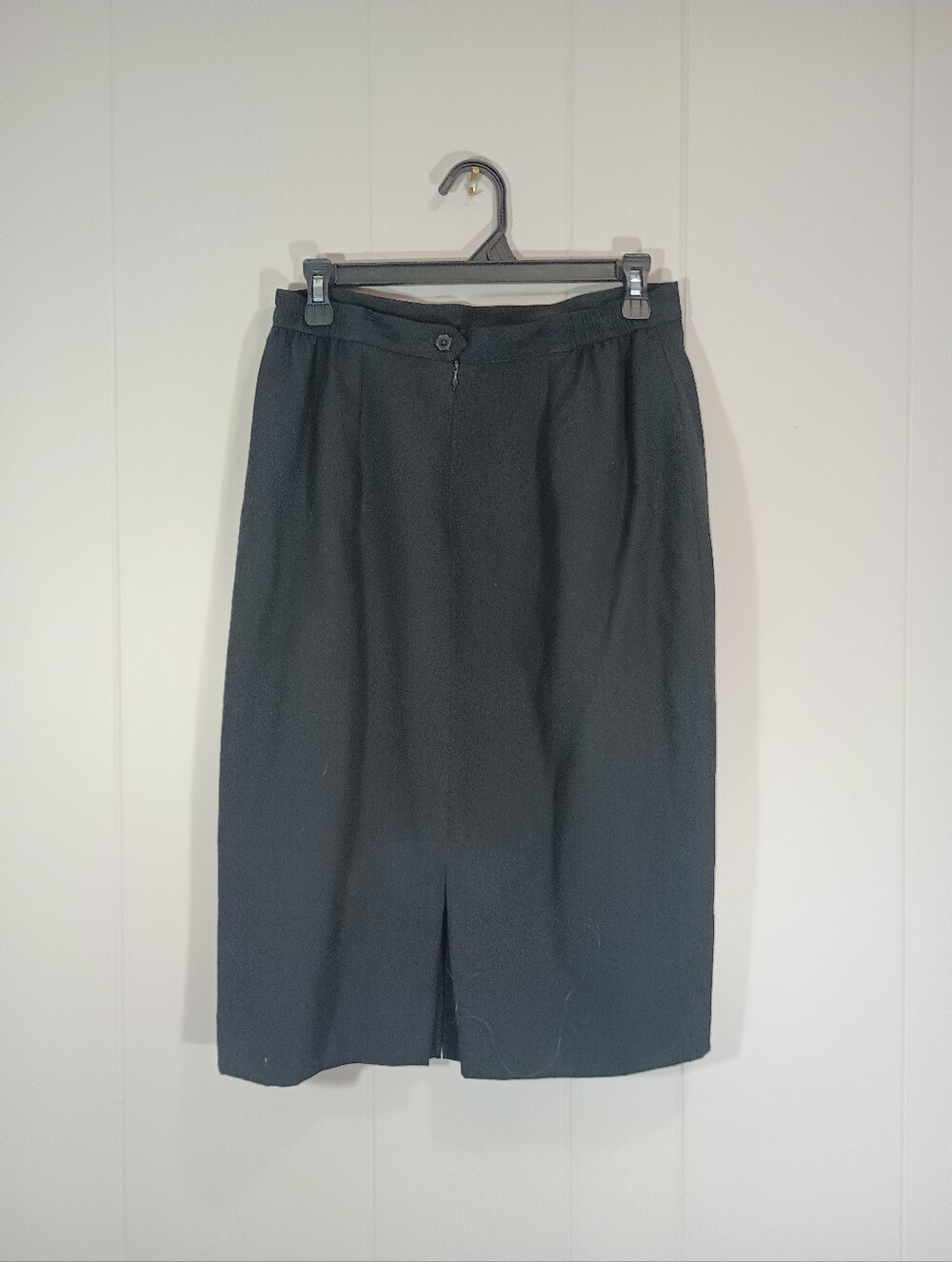 Hawksley & Wight Women's Black Pencil Skirt